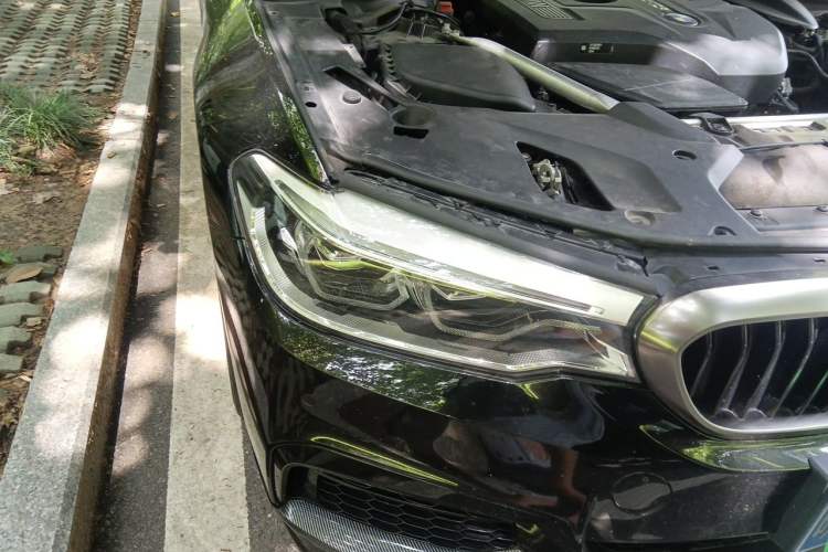 Used BMW 5 Series 2020 525Li M Sport Package Right Front Headlight