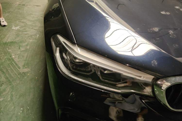 Used BMW 5 Series 2020 530Li Leading Model M Sport Package Right Front Headlight