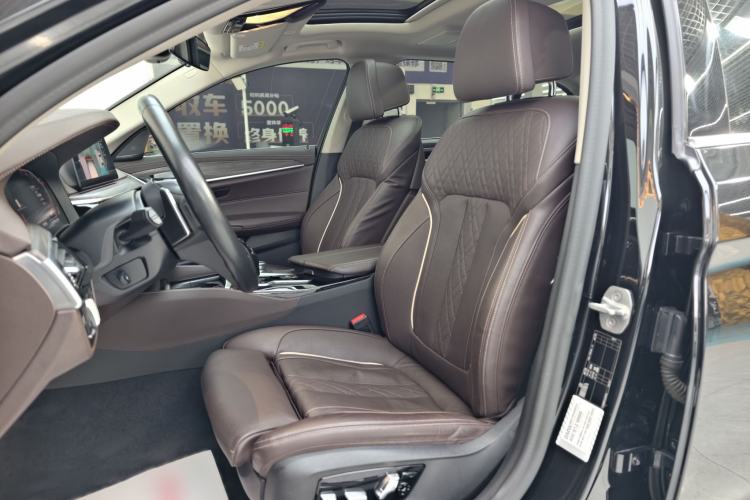 Used BMW 5 Series 2020 530Li Luxury Edition Premium Package Right Front Seat
