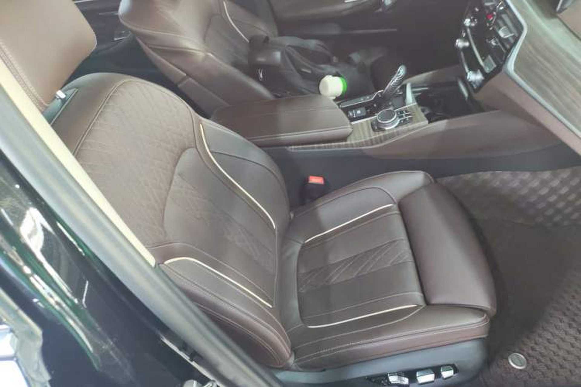 Used BMW 5 Series 2020 530Li Executive Luxury Package Right Front Seat