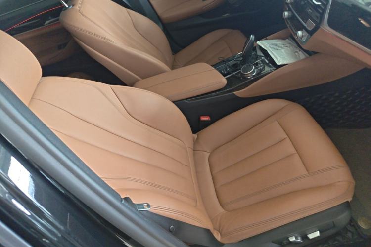 Used BMW 5 Series 2020 530Li Leading Model M Sport Package Right Front Seat
