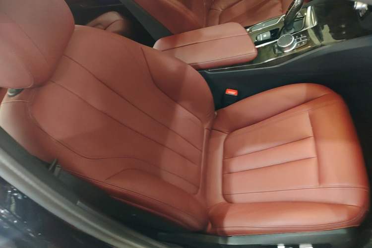 Used BMW 5 Series 2020 530Li xDrive M Sport Package Right Front Seat