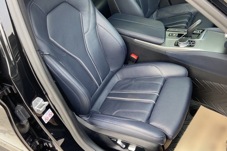 Used BMW 5 Series 2020 525i M Sport Package Right Front Seat