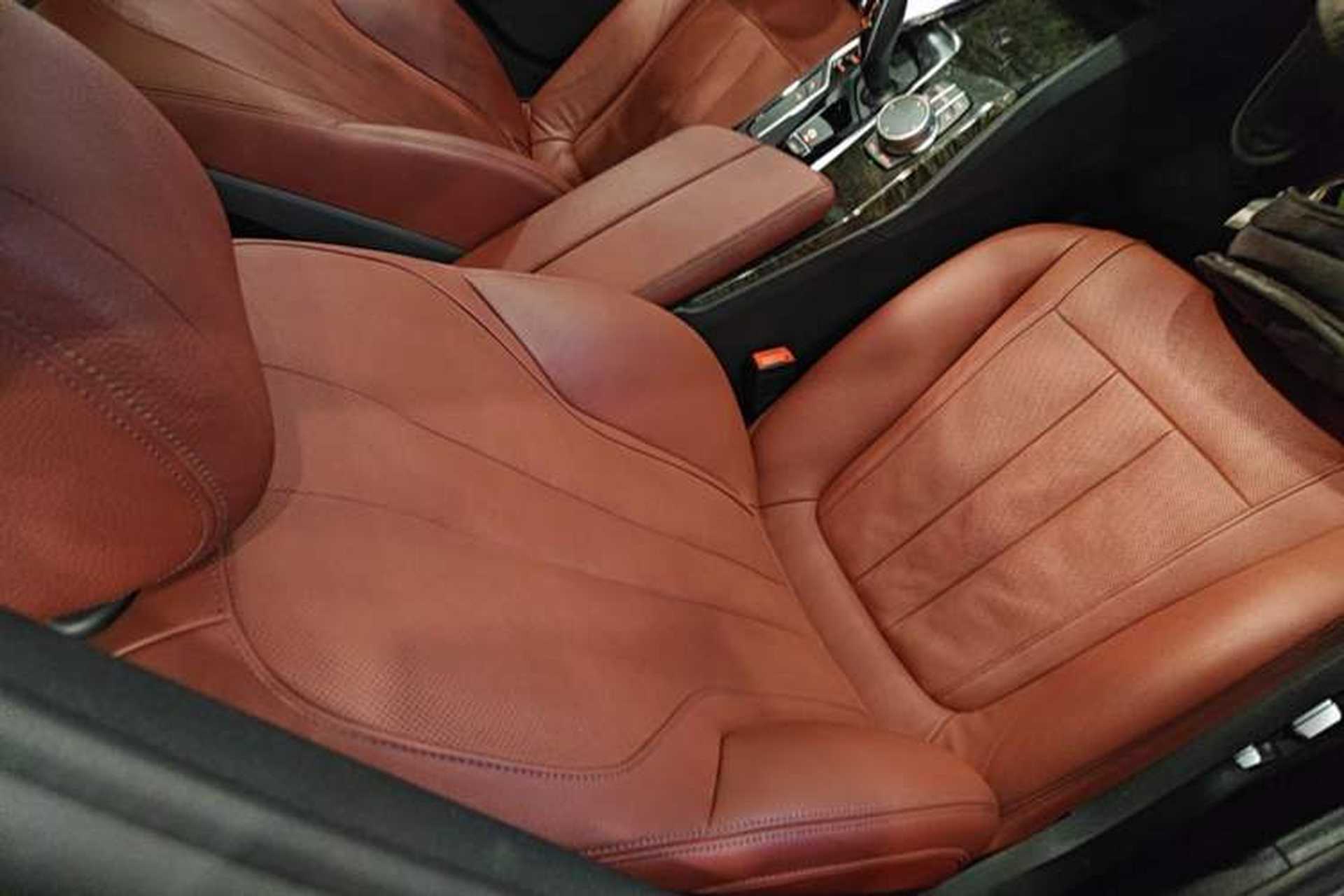 Used BMW 5 Series 2020 530Li Luxury Edition M Sport Package Right Front Seat