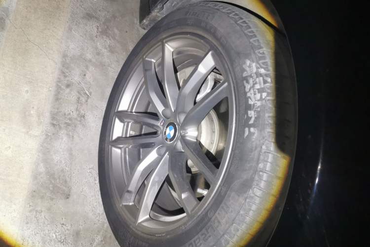 Used BMW 5 Series 2020 525i M Sport Package Right Front Wheel Hub