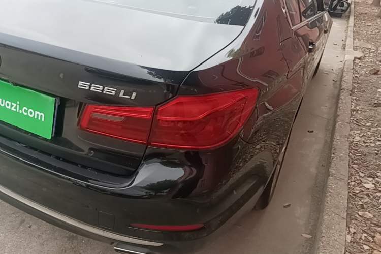 Used BMW 5 Series 2020 525Li Luxury Package Right Rear Taillight