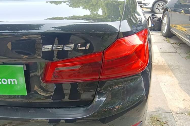 Used BMW 5 Series 2020 525Li Luxury Package Right Rear Taillight