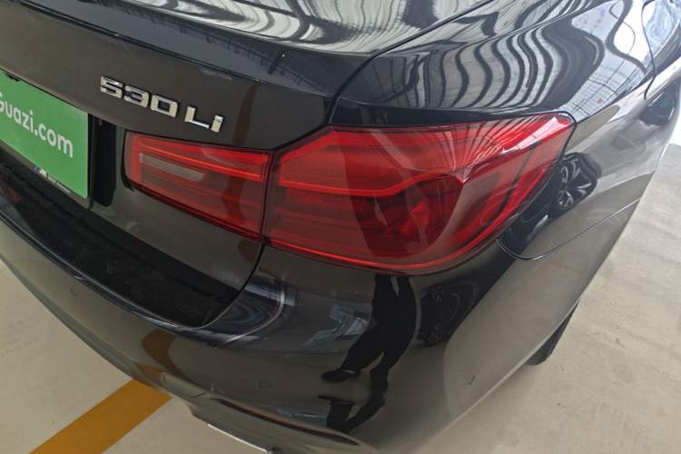 Used BMW 5 Series 2020 530Li Leading Model M Sport Package Right Rear Taillight