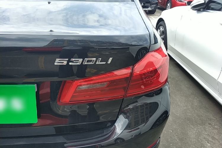 Used BMW 5 Series 2020 530Li Leading Edition Luxury Package Right Rear Taillight