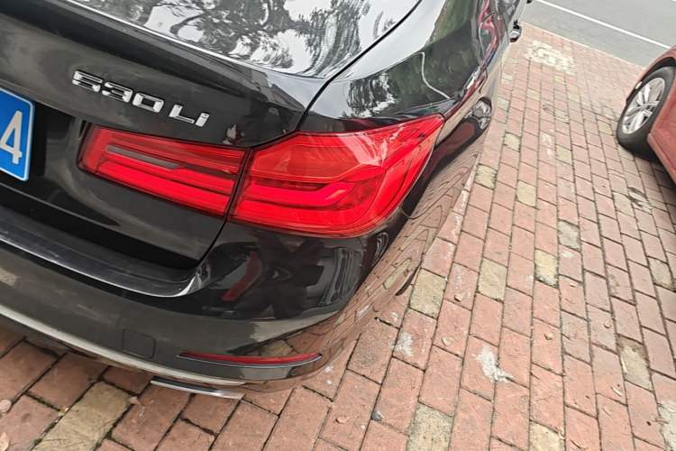 Used BMW 5 Series 2020 530Li Luxury Edition Premium Package Right Rear Taillight