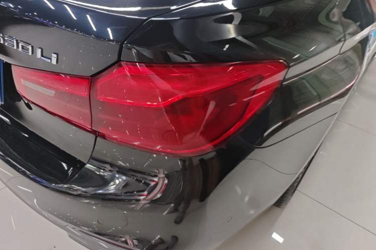 Used BMW 5 Series 2020 530Li Leading Model M Sport Package Right Rear Taillight