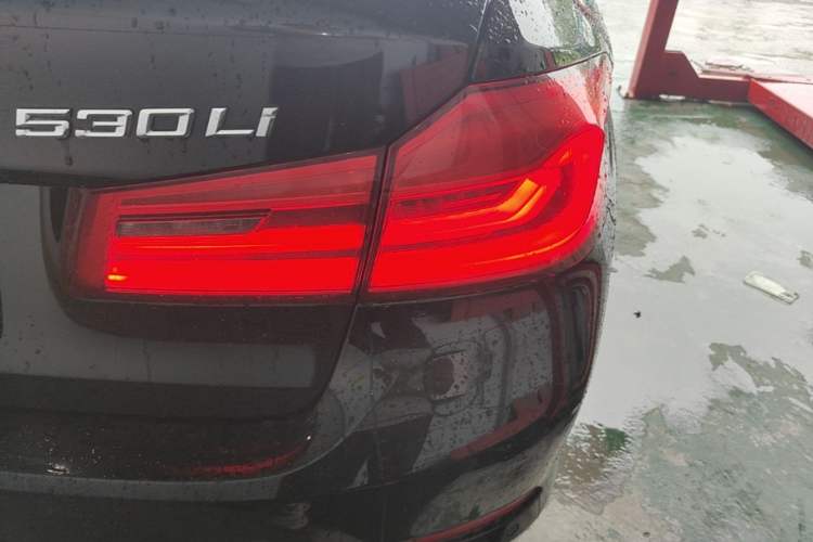 Used BMW 5 Series 2020 530Li Luxury Edition Premium Package Right Rear Taillight
