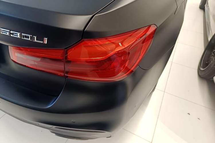 Used BMW 5 Series 2020 530Li Luxury Edition M Sport Package Right Rear Taillight