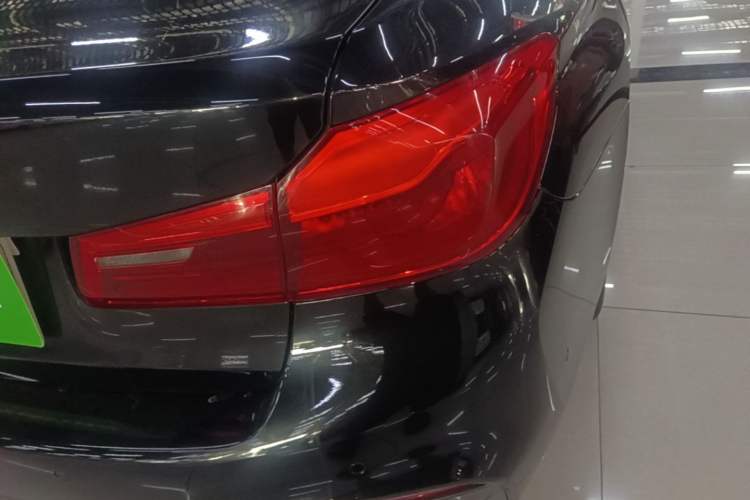 Used BMW 5 Series 2020 525Li M Sport Package Right Rear Taillight