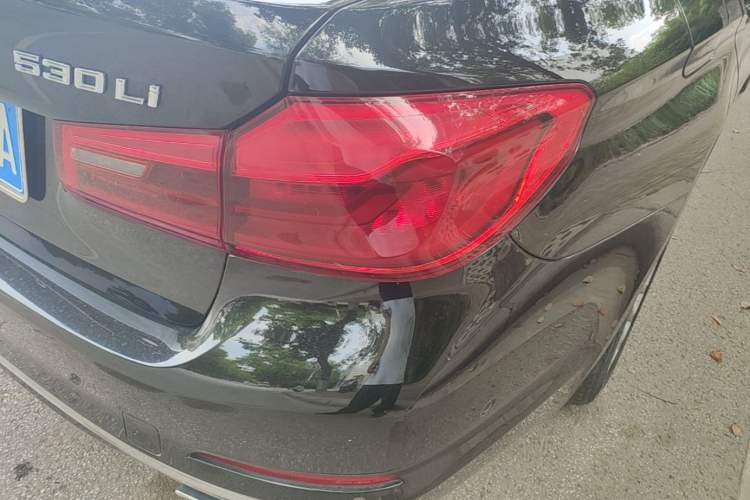 Used BMW 5 Series 2020 530Li Leading Edition Luxury Package Right Rear Taillight