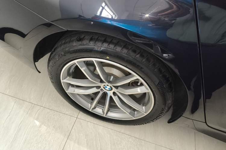 Used BMW 5 Series 2020 525Li M Sport Package Right Rear Wheel Hub