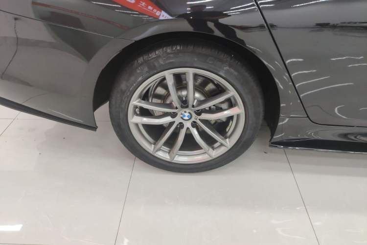 Used BMW 5 Series 2020 525i M Sport Package Right Rear Wheel Hub