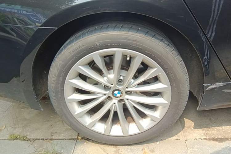 Used BMW 5 Series 2020 525Li Luxury Package Right Rear Wheel Hub