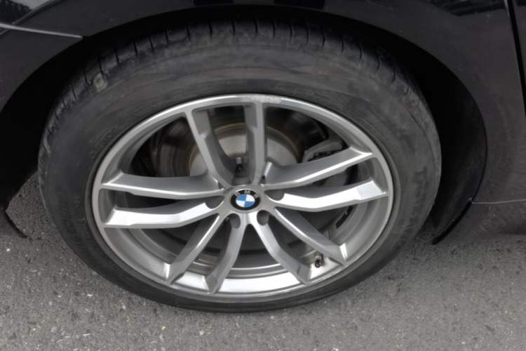 Used BMW 5 Series 2020 525Li M Sport Package Right Rear Wheel Hub
