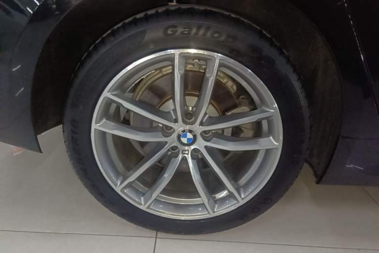 Used BMW 5 Series 2020 525Li M Sport Package Right Rear Wheel Hub