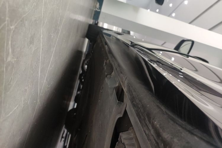 Used BMW 5 Series 2020 530Li Luxury Edition M Sport Package Right Side Sill