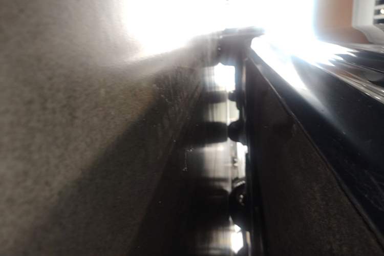 Used BMW 5 Series 2020 525Li M Sport Package Right Side Sill