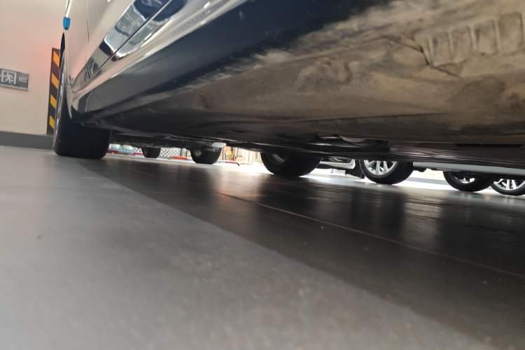 Used BMW 5 Series 2020 525i M Sport Package Right Side Sill