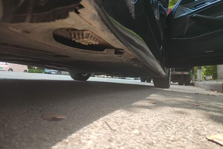Used BMW 5 Series 2020 530Li Leading Edition Luxury Package Right Side Sill