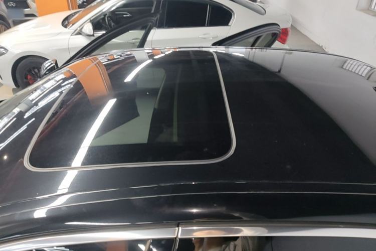 Used BMW 5 Series 2020 525Li Luxury Package Roof