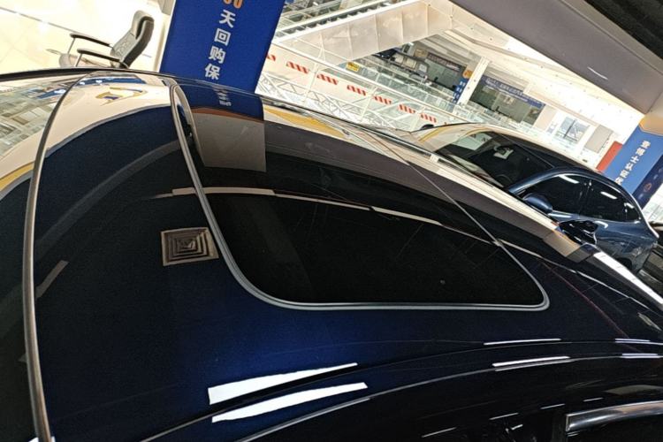 Used BMW 5 Series 2020 525Li M Sport Package Roof
