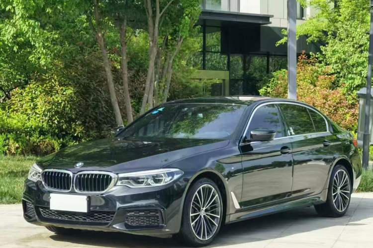 Used BMW 5 Series 2020 530Li Leading Model M Sport Package Guazi used car, China used car export, Used car for sale, Used  cars, Cheapest cars for sale