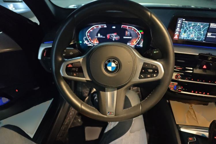Used BMW 5 Series 2020 525i M Sport Package Steering Wheel
