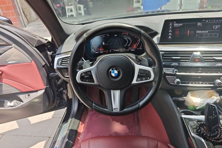 Used BMW 5 Series 2020 530Li Leading Model M Sport Package Steering Wheel
