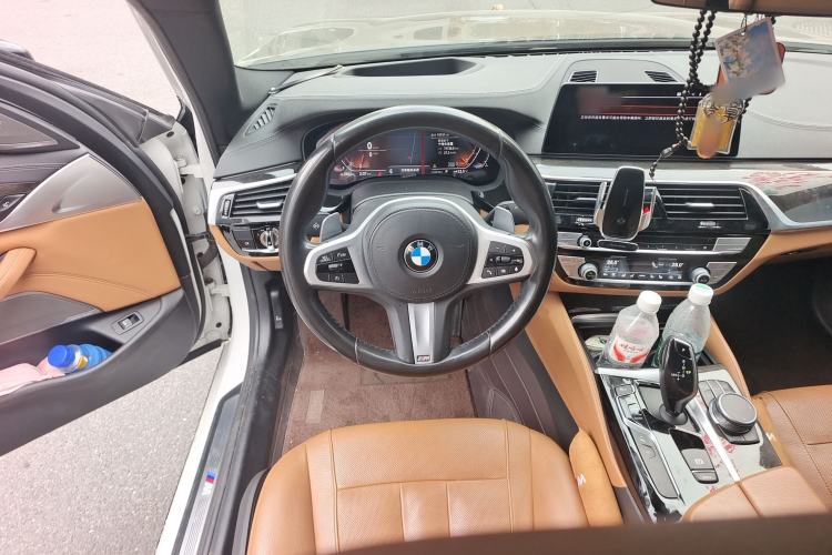 Used BMW 5 Series 2020 530Li Luxury Edition M Sport Package Steering Wheel