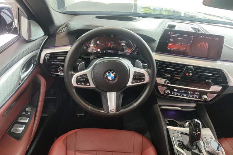 Used BMW 5 Series 2020 530Li Luxury Edition M Sport Package Steering Wheel