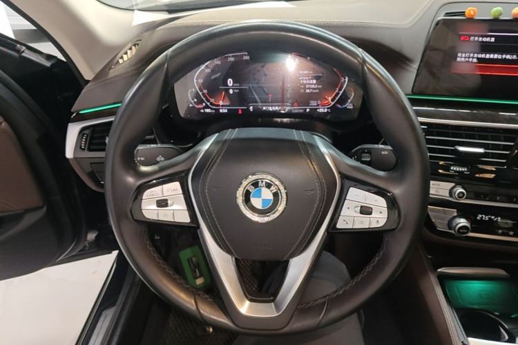 Used BMW 5 Series 2020 525Li Luxury Package Steering Wheel