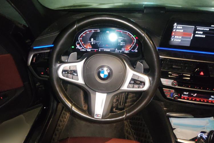 Used BMW 5 Series 2020 530Li Luxury Edition M Sport Package Steering Wheel