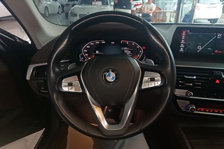 Used BMW 5 Series 2020 530Li Luxury Edition Premium Package Steering Wheel