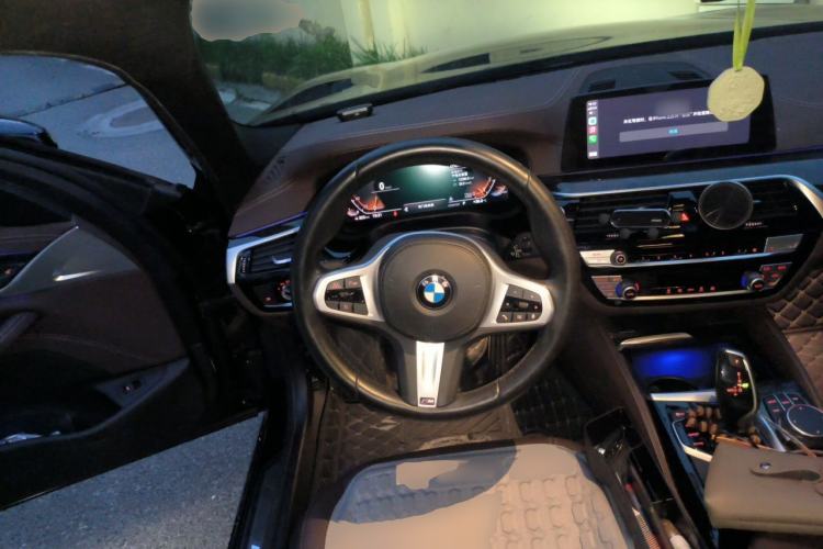 Used BMW 5 Series 2020 525Li M Sport Package Steering Wheel