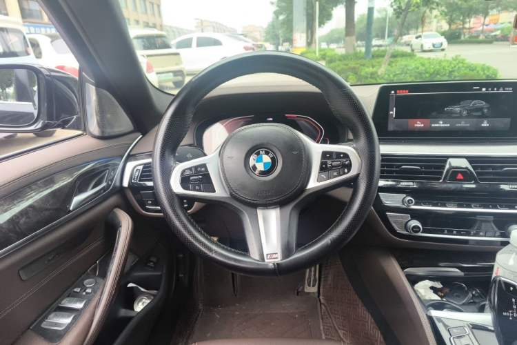 Used BMW 5 Series 2020 525Li M Sport Package Steering Wheel