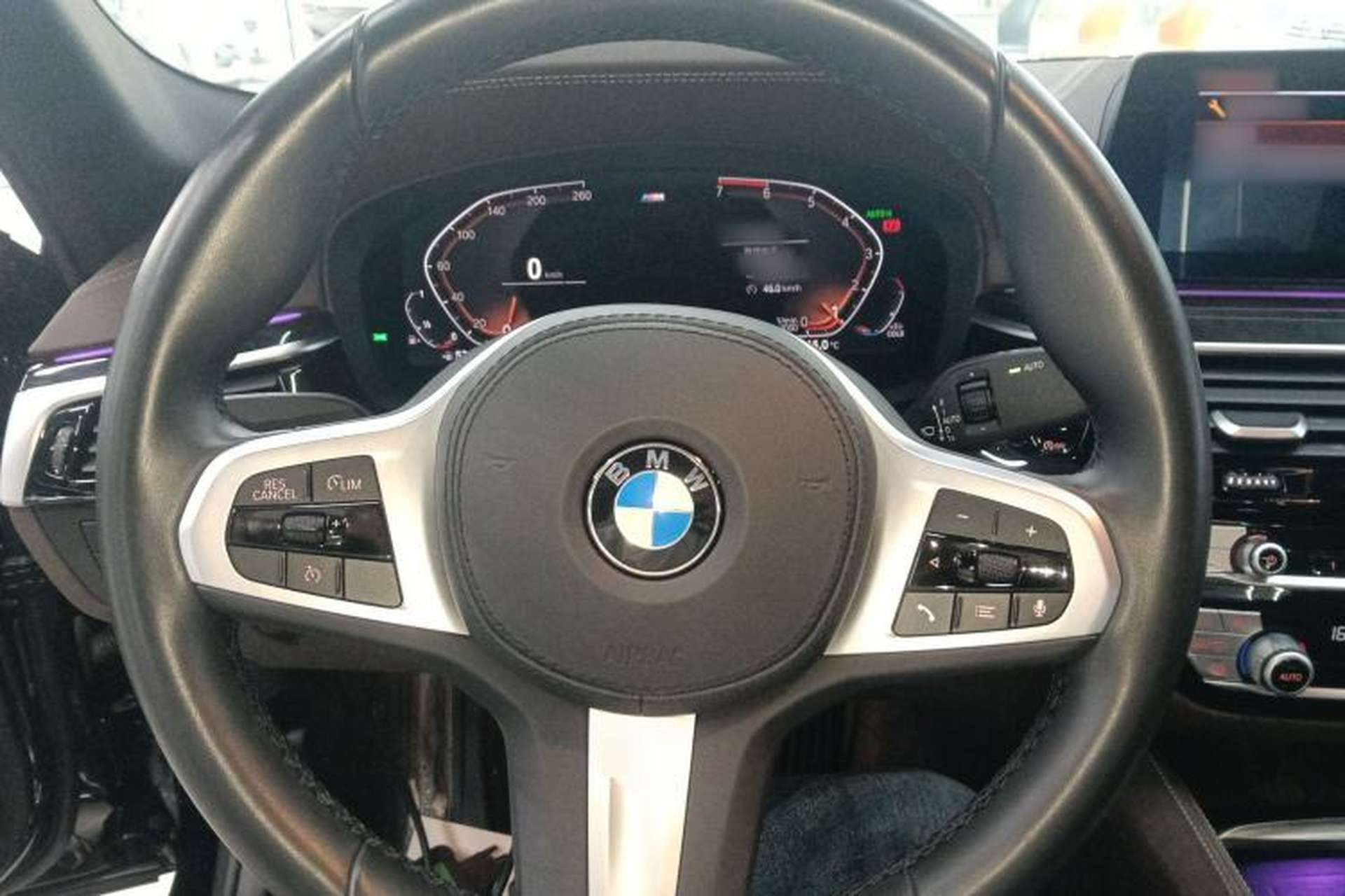 Used BMW 5 Series 2020 525Li M Sport Package Steering Wheel