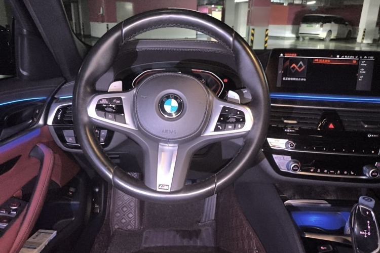 Used BMW 5 Series 2020 530Li Leading Model M Sport Package Steering Wheel