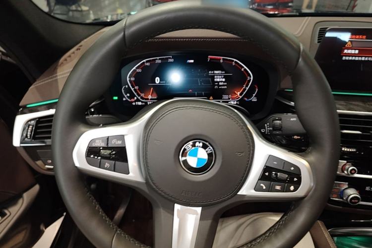 Used BMW 5 Series 2020 525Li M Sport Package Steering Wheel