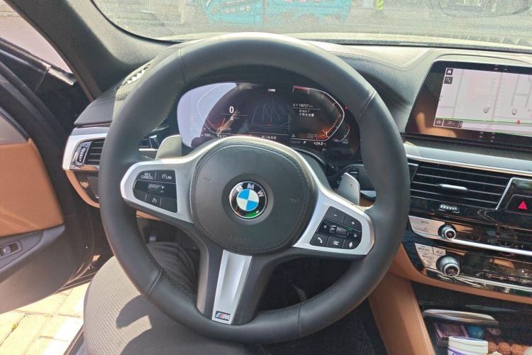 Used BMW 5 Series 2020 530Li Leading Model M Sport Package Steering Wheel
