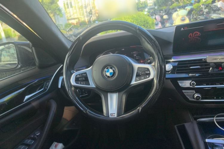 Used BMW 5 Series 2020 525Li M Sport Package Steering Wheel