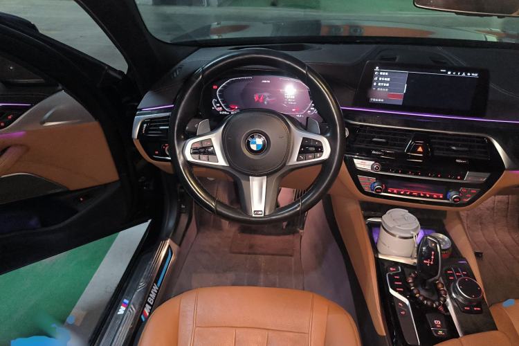 Used BMW 5 Series 2020 530Li Luxury Edition M Sport Package Steering Wheel