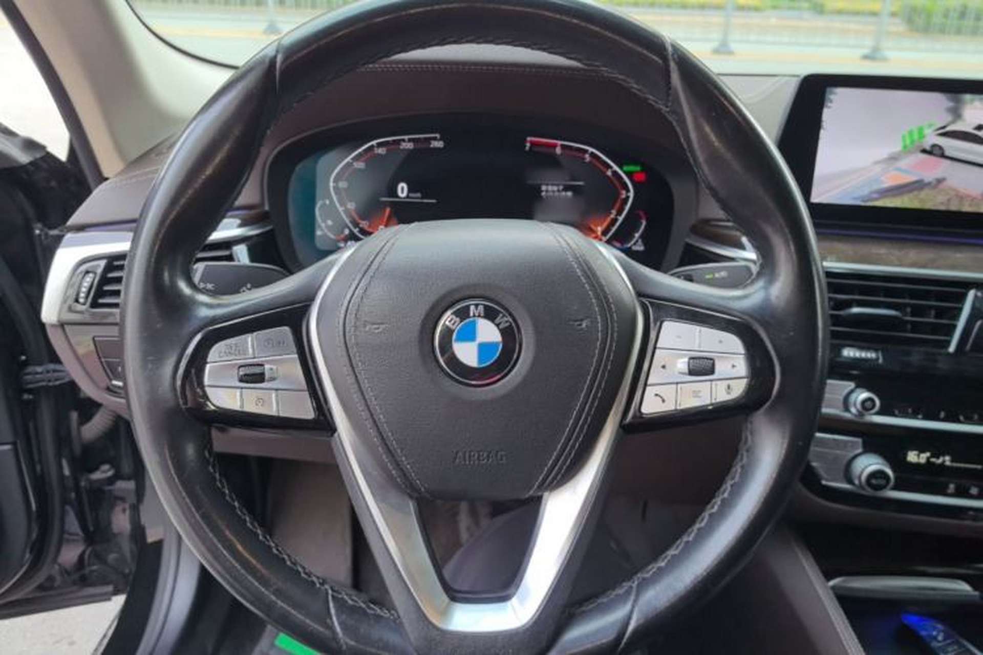 Used BMW 5 Series 2020 525Li Luxury Package Steering Wheel