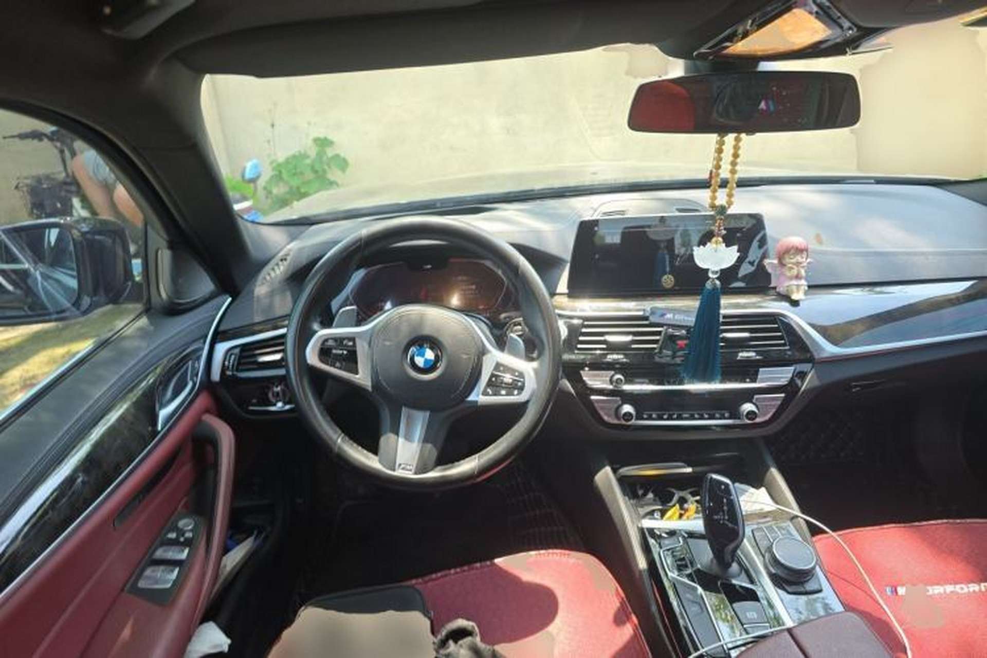 Used BMW 5 Series 2020 530Li Luxury Edition M Sport Package Steering Wheel