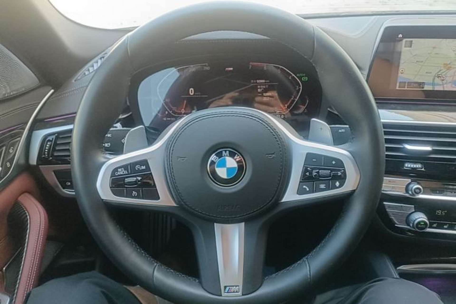 Used BMW 5 Series 2020 530Li Leading Model M Sport Package Steering Wheel