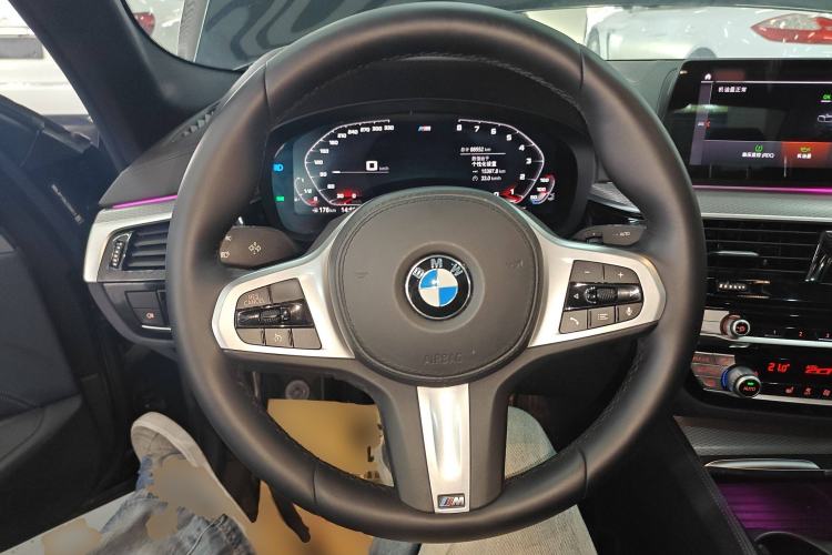 Used BMW 5 Series 2020 525i M Sport Package Steering Wheel